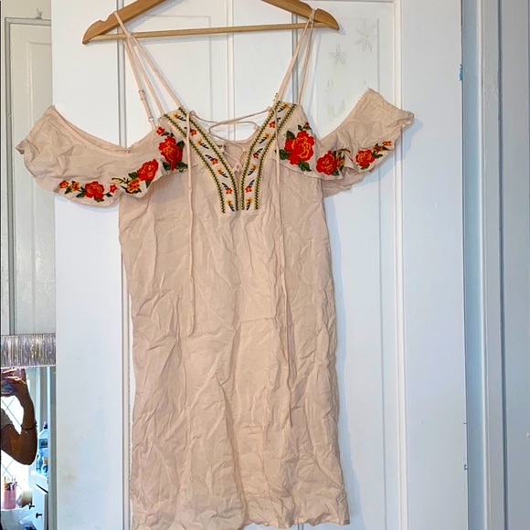 Dress - Picture 1 of 4